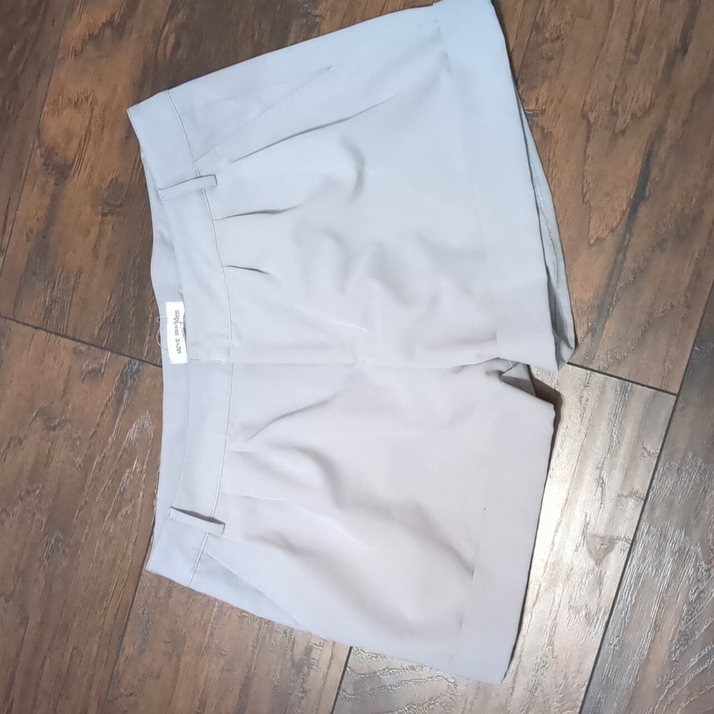 Women's Steve Madden Size 9 shorts